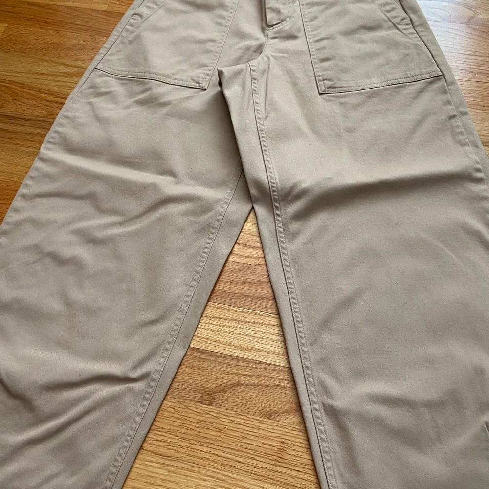 LAND'S END Women's Chino High Rise Barrel Leg Ankle Pants - Picture 10 of 15